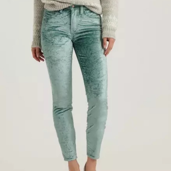 NWT Lucky Brand Mid Rise Ava Velvet Skinny Jeans - Picture 3 of 8
